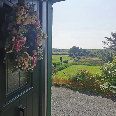 New Listing - Ladybird - Donegal - Wild Atlantic Way Holiday home *